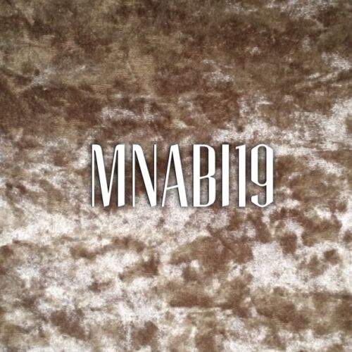 1 DIAMOND CRUSHED VELVET VARIOUS COLOURS OTTOMAN FOOTSTOOL / STOOL / POUFFE NEW