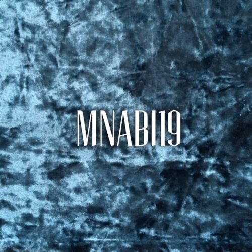 1 DIAMOND CRUSHED VELVET VARIOUS COLOURS OTTOMAN FOOTSTOOL / STOOL / POUFFE NEW