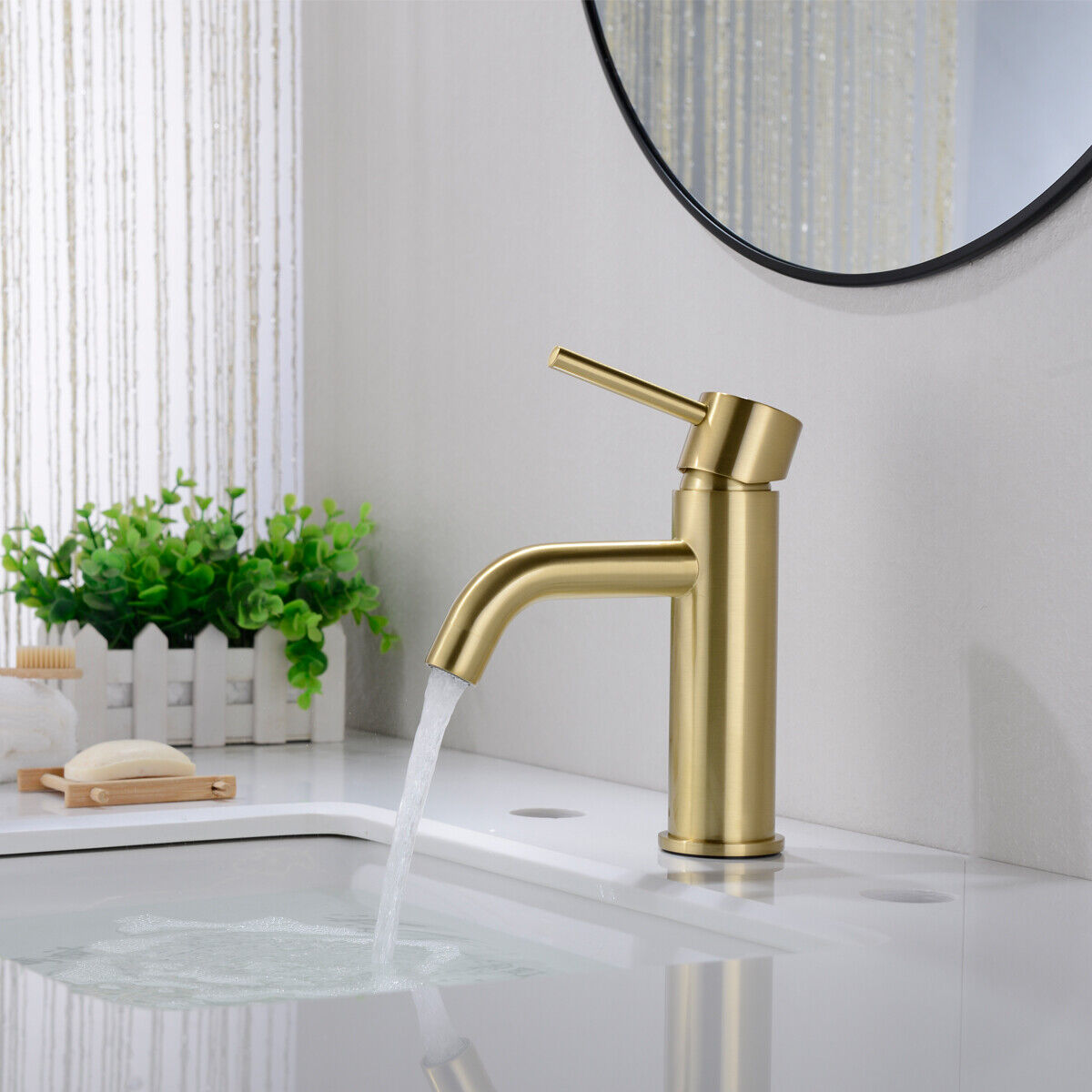 Brass laundry Bathroom Sink Mixer Faucet Basin Taps Single Lever Brushed Gold
