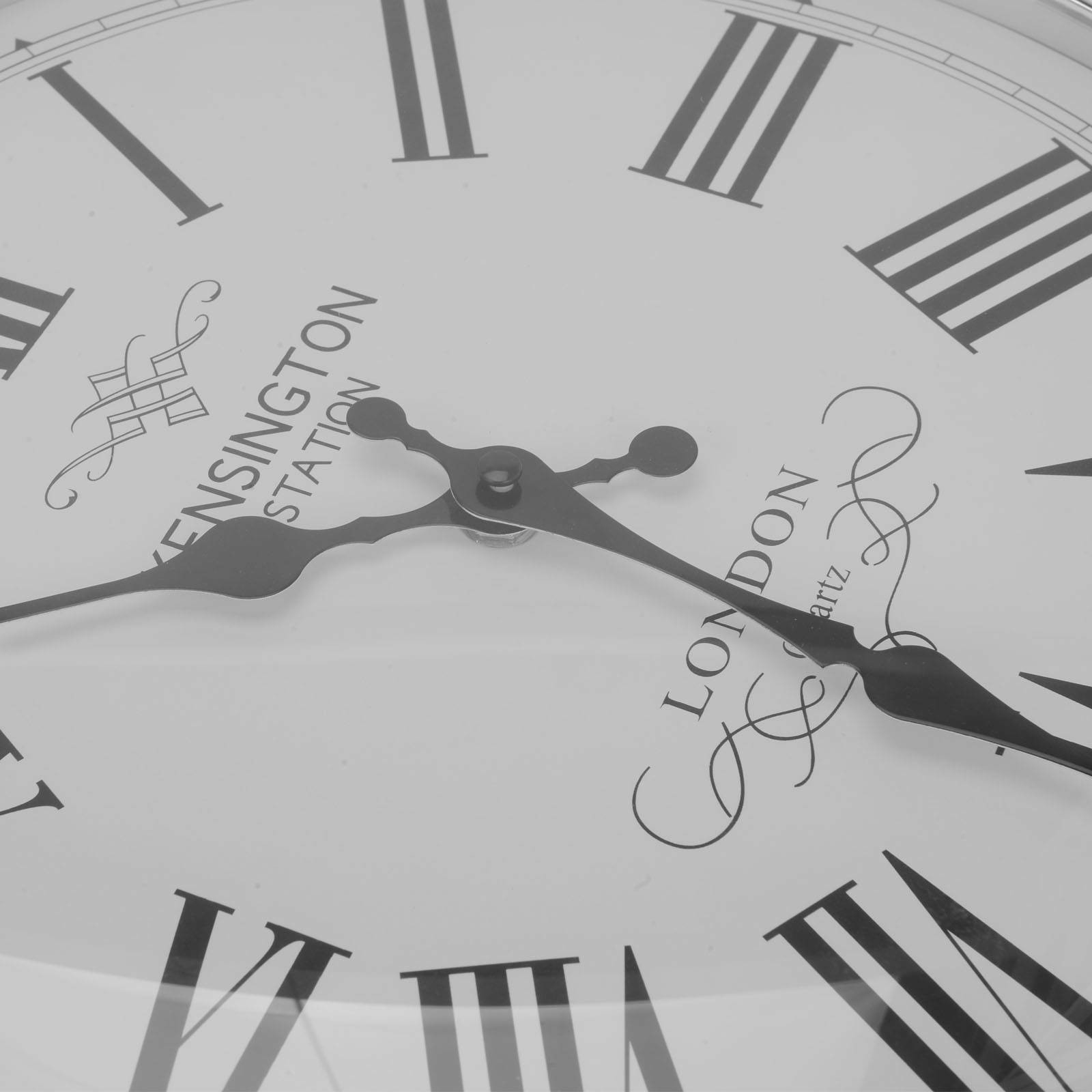 Pocket Silver Wall Clock Numerals Wall Clock Home Bedroom Kitchen Clocks Decor