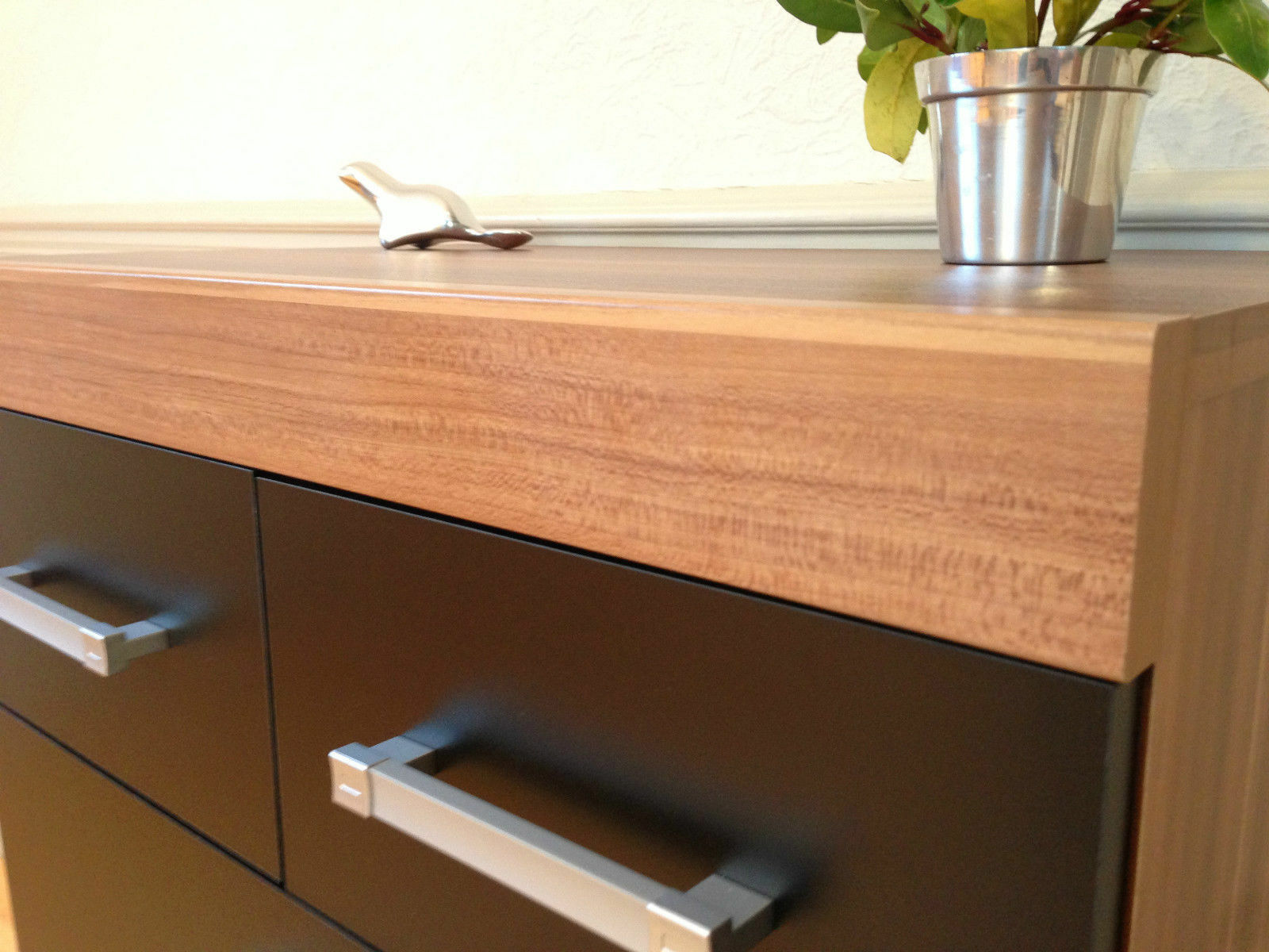 2 Door Wardrobe & 4+2 Chest of Drawers in Black & Walnut Bedroom Furniture 6 Set