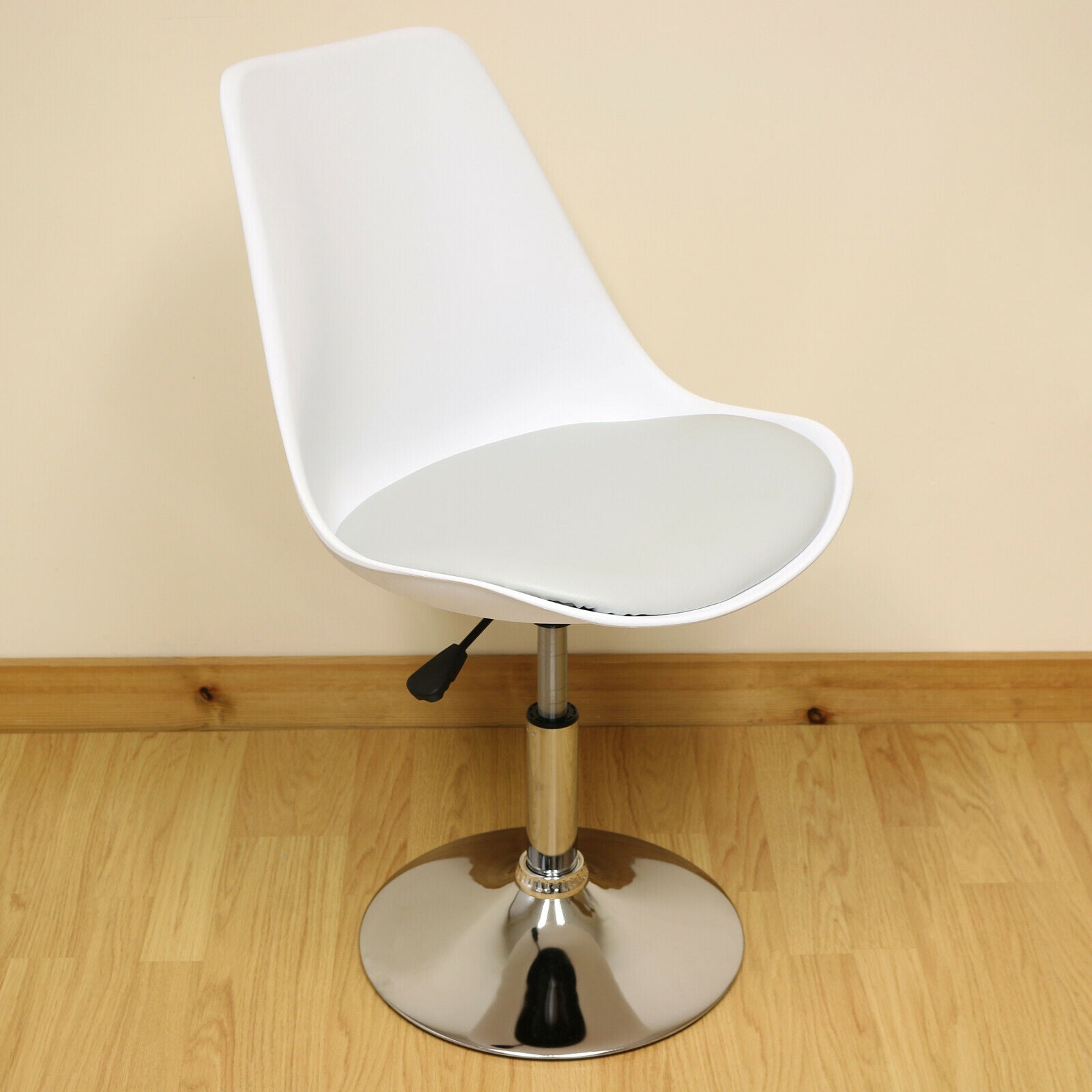 White & Grey Adjustable Swivel Desk Chair Home/Office Comfy Computer/PC seat