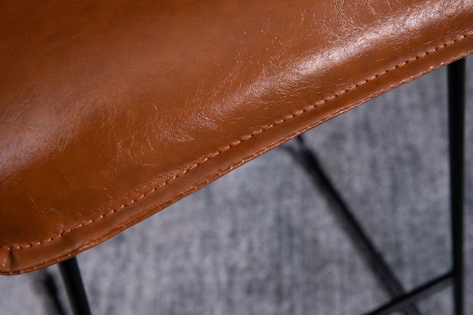 2x PU Leather Brown Bar Stools Footrest / Breakfast High Metal Leg Kitchen Home