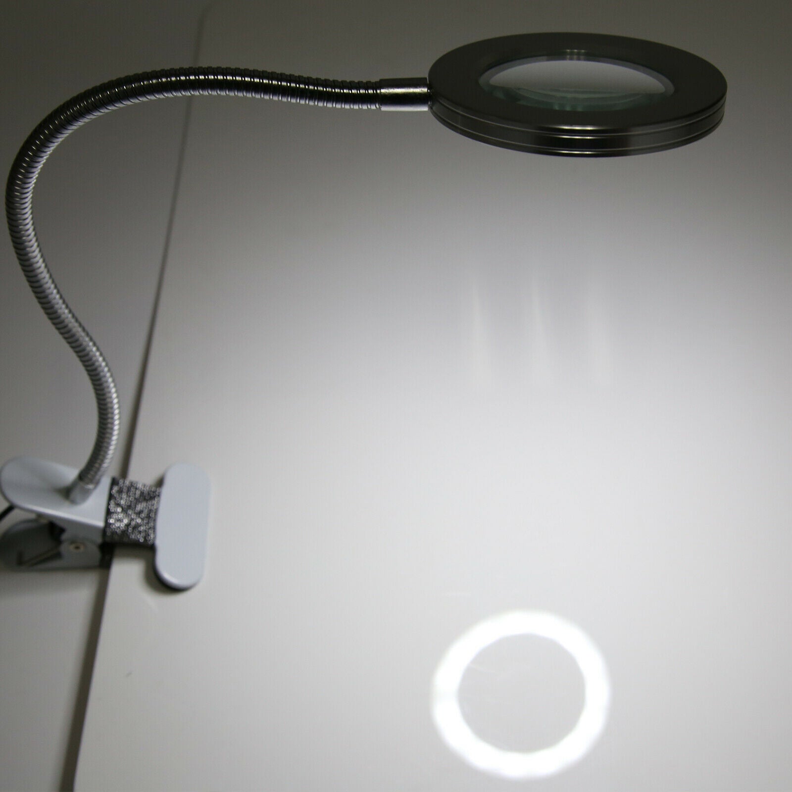 Desk Table Top 8x Magnifier Lamp Eyelash Beauty Nail Salon Tattoo White
