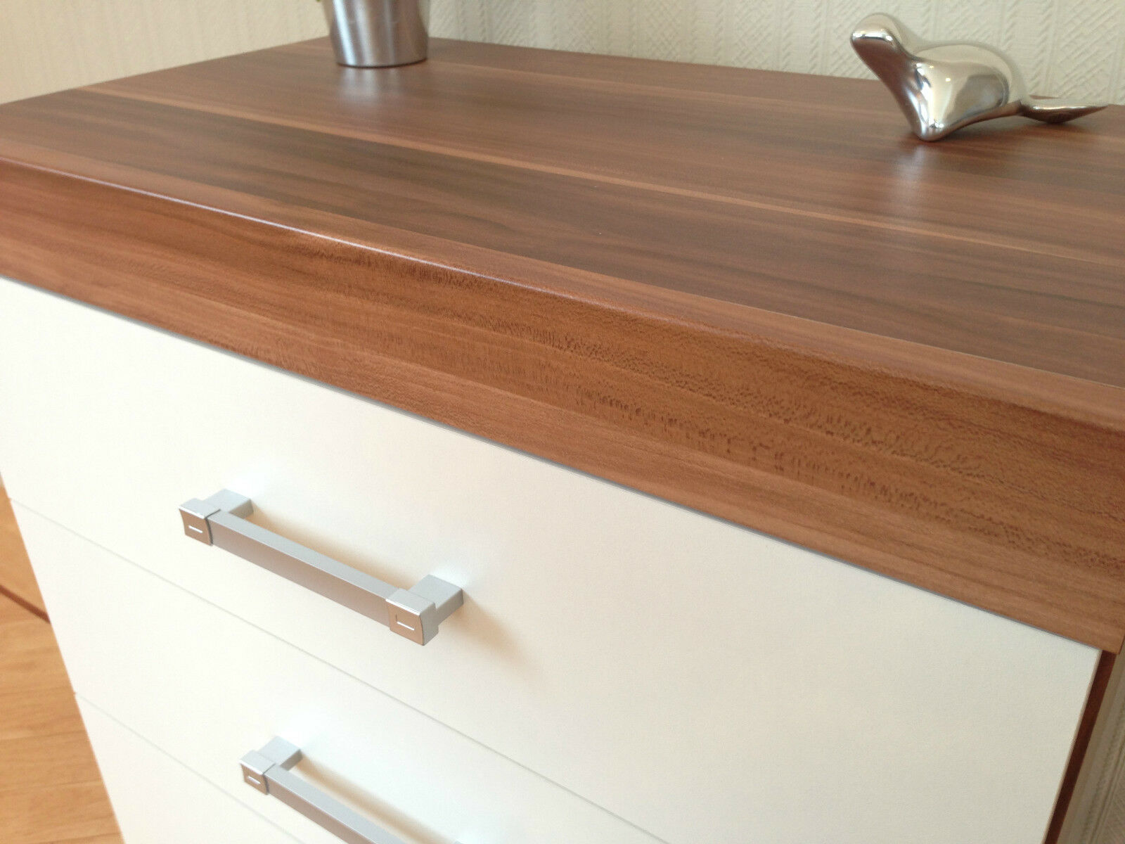 Chest of 4 Drawers in White & Walnut Bedroom Furniture Modern * BRAND NEW*