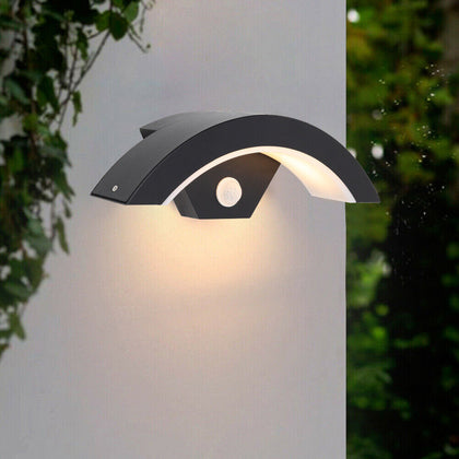 Modern Curved Wall Light LED Induction Lamp PIR Motion Sensor Garden Wall Sconce