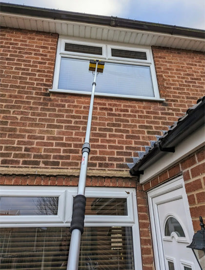4M Window Cleaning Telescopic Water Hose Fed Pole & Brush
