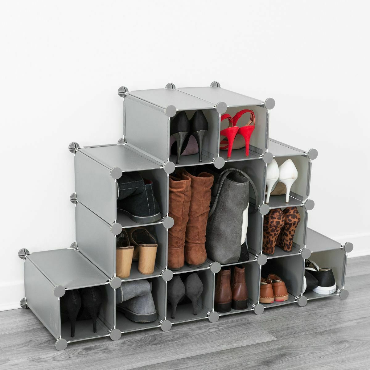 Interlocking shoe clearance storage