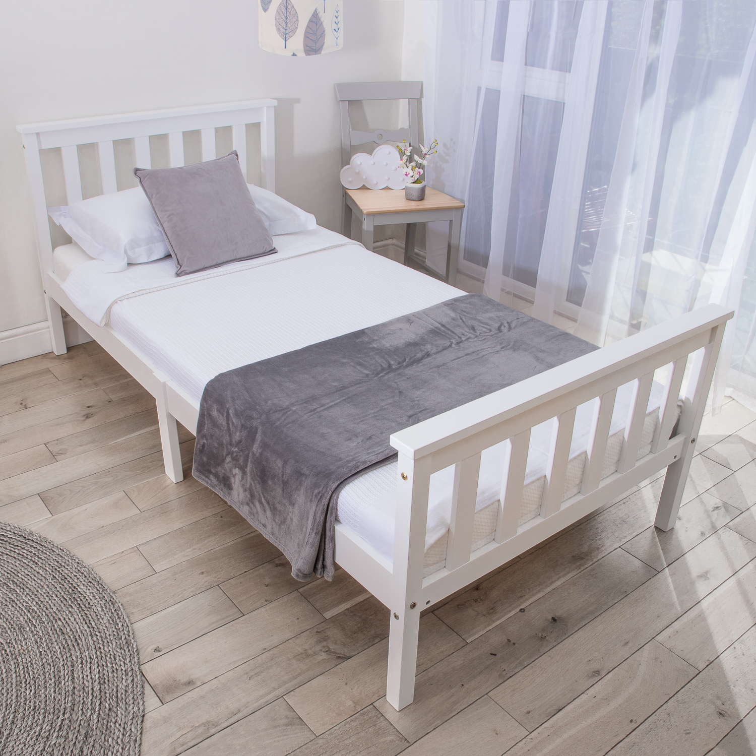 White pine single bed deals