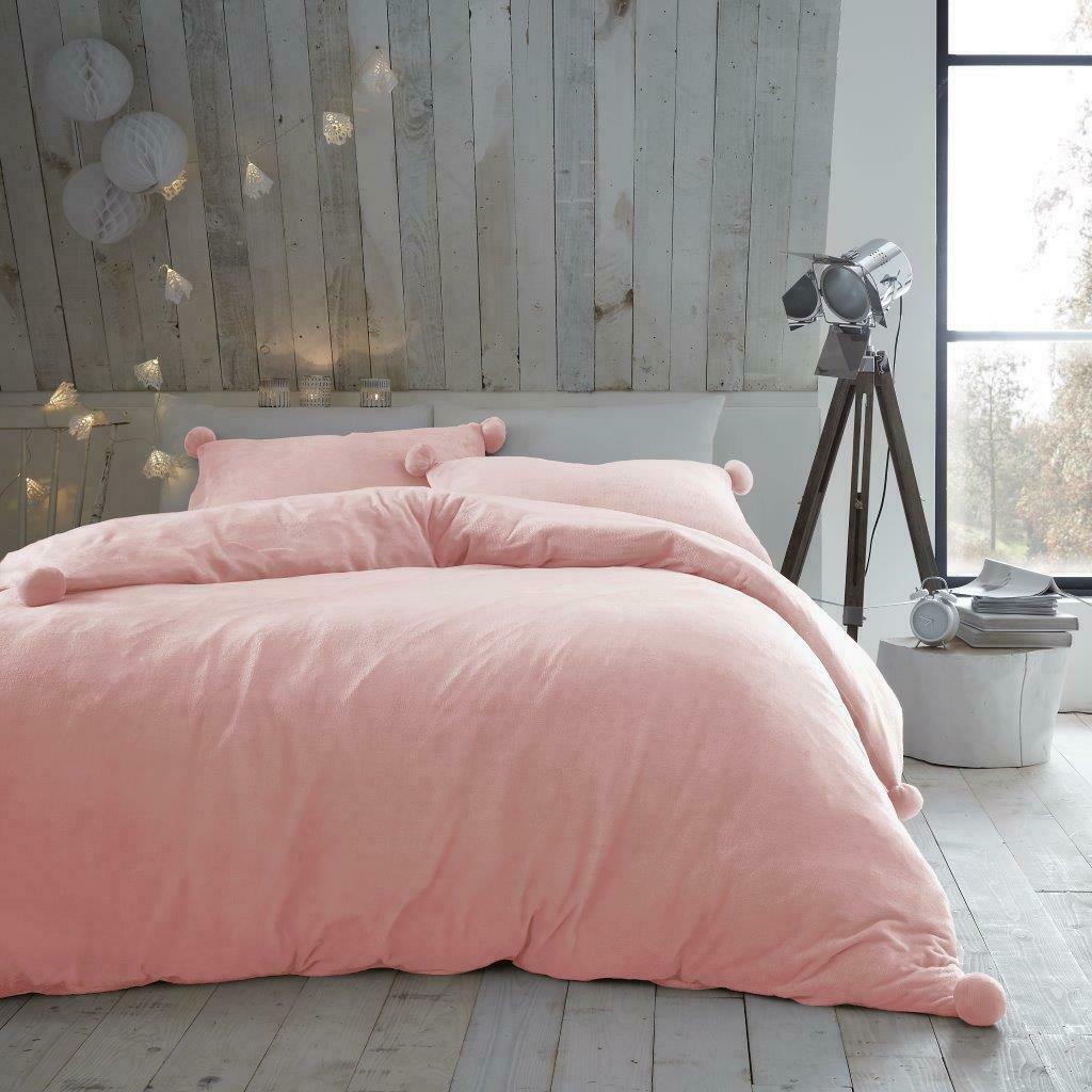 Premium Teddy Bear Fleece Pom Pom Duvet Cover Ultra Soft Warm Cosy Bedding Set