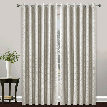 Stylish Embossed Silver Blackout Drapes Insulated Energy Saving Eyelet Curtains