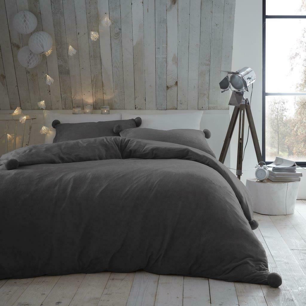 Premium Teddy Bear Fleece Pom Pom Duvet Cover Ultra Soft Warm Cosy Bedding Set