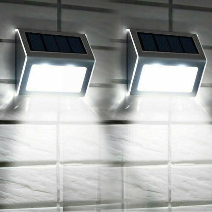2X SUPER BRIGHT SOLAR POWERED DOOR FENCE WALL LIGHTS LED OUTDOOR GARDEN LIGHTING