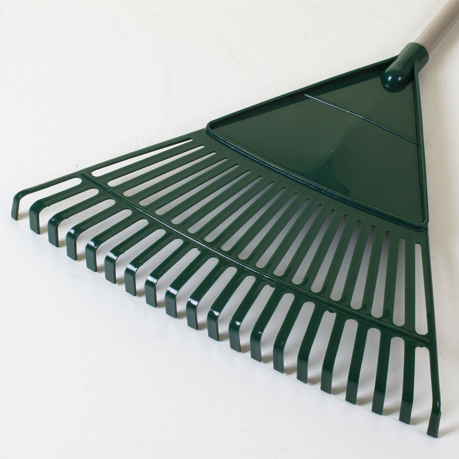 20 Tooth Plastic Lawn Rake Garden Outdoor Grass Cuttings Leaves Garden Quildinc