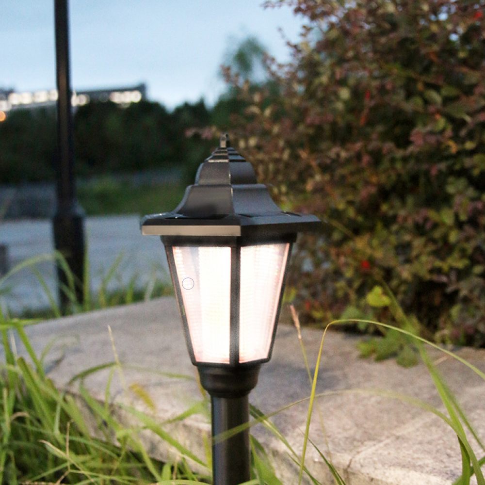 Outdoor patio lamp post deals