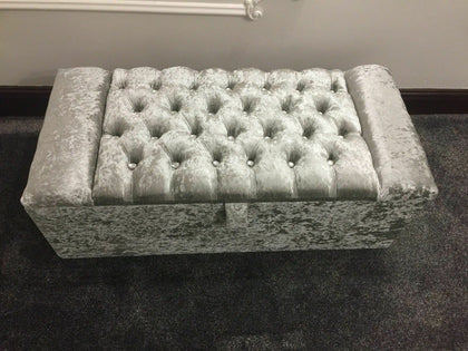 Chesterfield Large Crushed Velvet Fabric Diamonds Ottoman /Storage Blanket Box