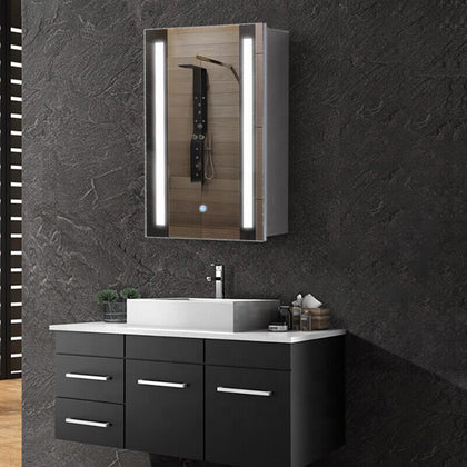 600x450mm Illuminated LED Bathroom Mirror Cabinet W/Shaver Socket Light Demister