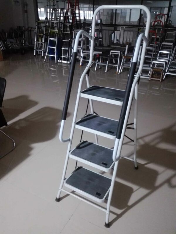 Foldable Non Slip 3 & 4 Step Steel Tread Safety Hand Rail Ladder Durab ...