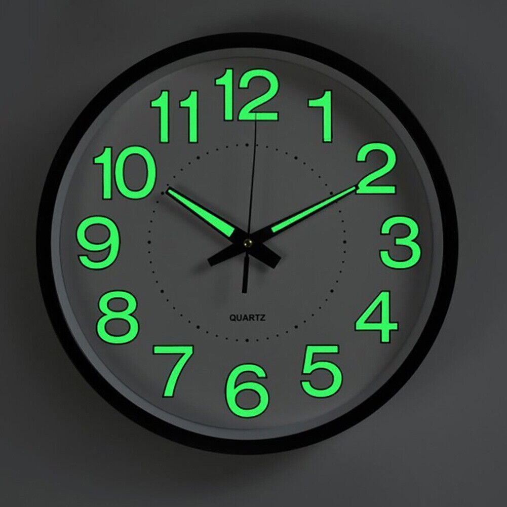 Wall Clock Illuminated / Solid Numerals Silent Retro Chic Decor 12-13inch Clocks